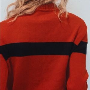 Brandy Melville Sweaters - Brandy Melville Sweater Brandy Melville Sweaters - Brandy Melville Sweater